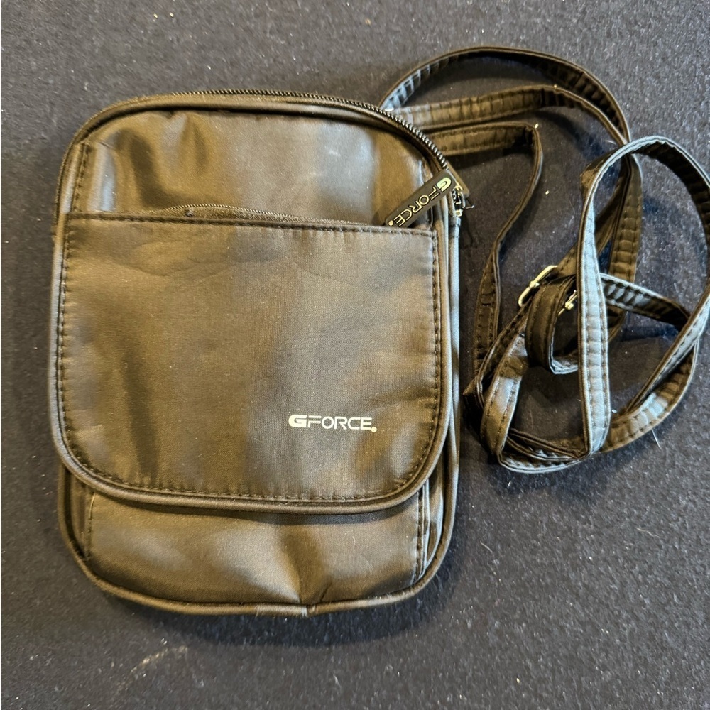 G/FORCE Black women’s Sling/Crossbody Bag - Picture 2 of 6